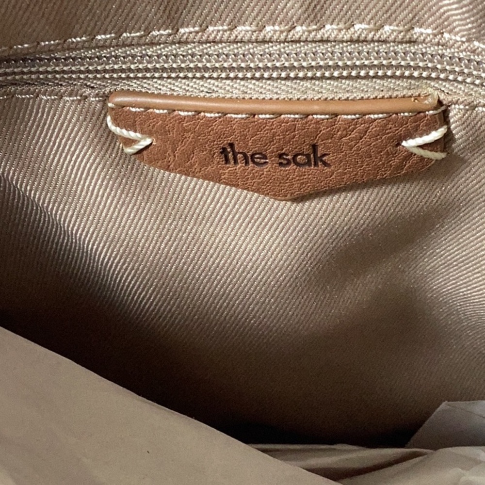 The Sak Alameda Leather Crossbody - Picture 8 of 11